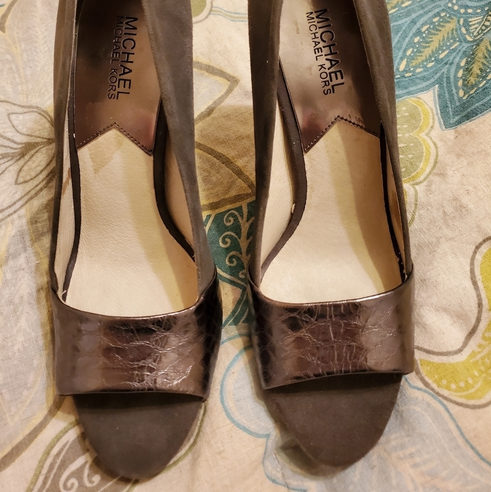 Michael Kors Peep Toe Pumps